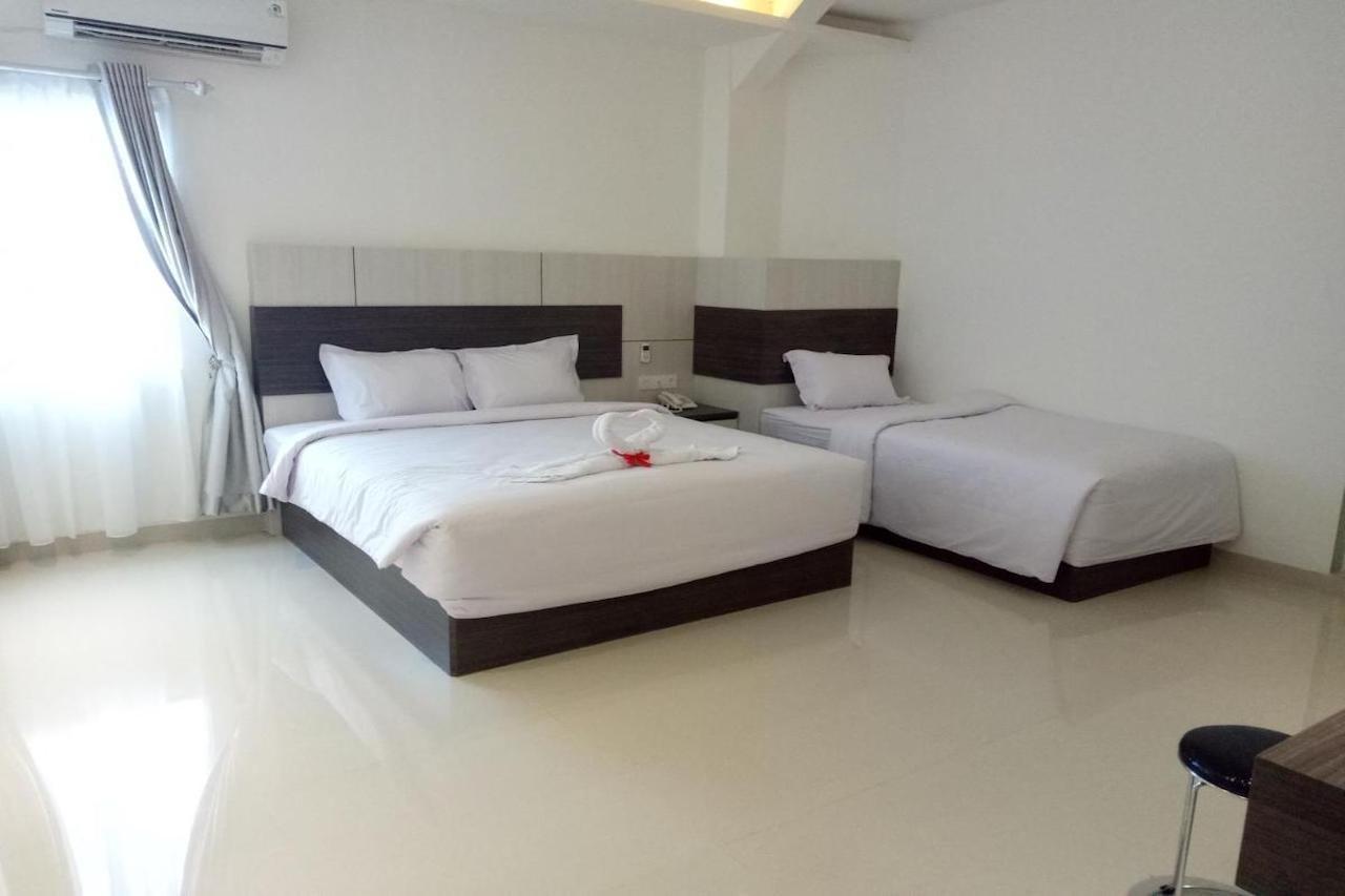Seventeen Hotel บันดาอาเจะห์ ภายนอก รูปภาพ