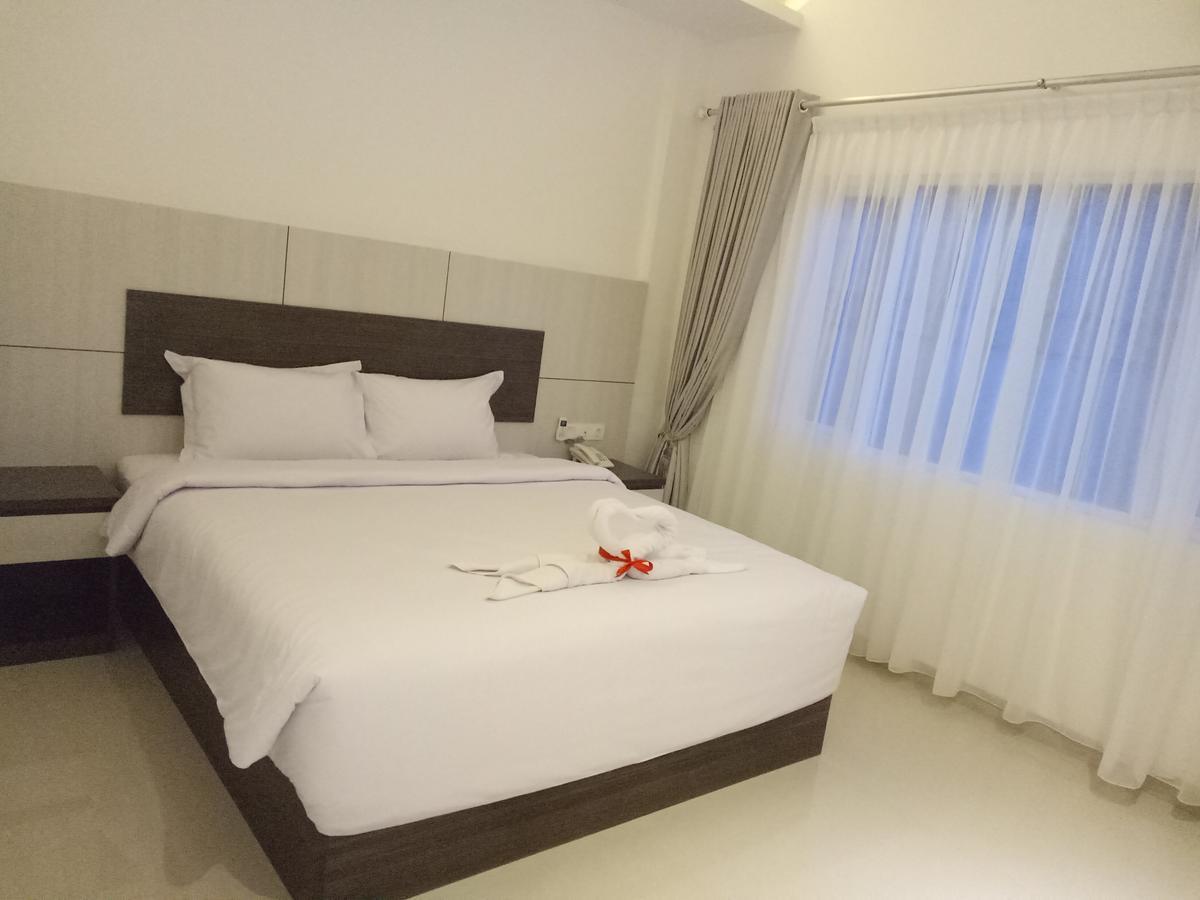 Seventeen Hotel บันดาอาเจะห์ ภายนอก รูปภาพ